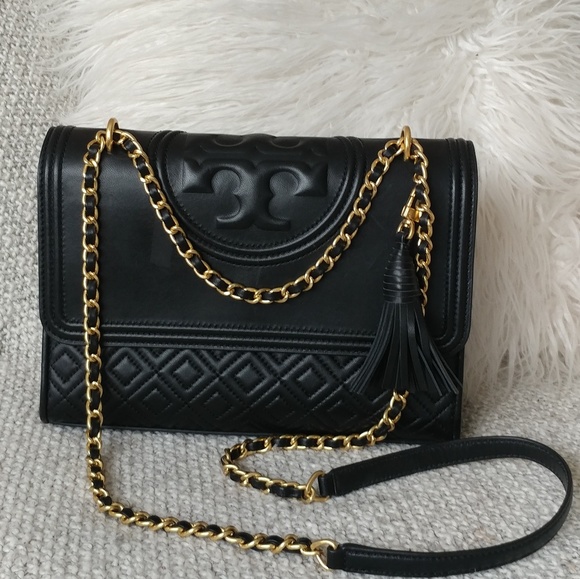 Tory Burch Handbags - Tory Burch Flemming Convertable quilted Purse